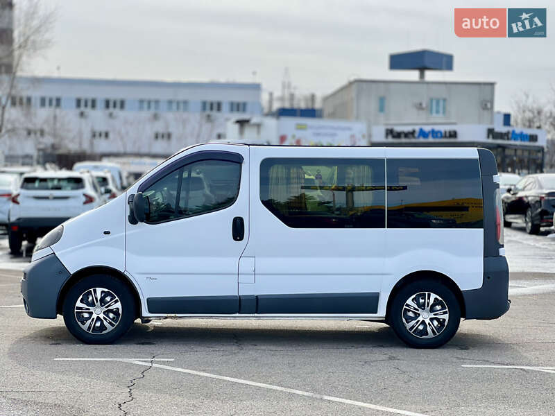 Минивэн Opel Vivaro 2002 в Киеве фото 3 Минивэн Opel Vivaro 2002 в Киеве