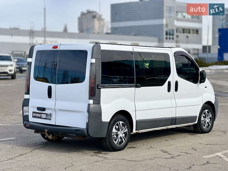 Минивэн Opel Vivaro 2002 в Киеве фото 6 Минивэн Opel Vivaro 2002 в Киеве