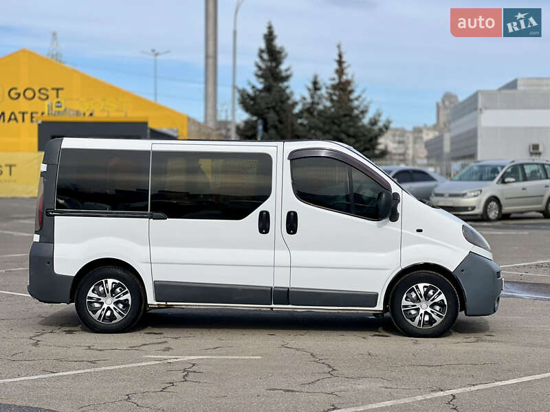 Минивэн Opel Vivaro 2002 в Киеве фото 7 Минивэн Opel Vivaro 2002 в Киеве