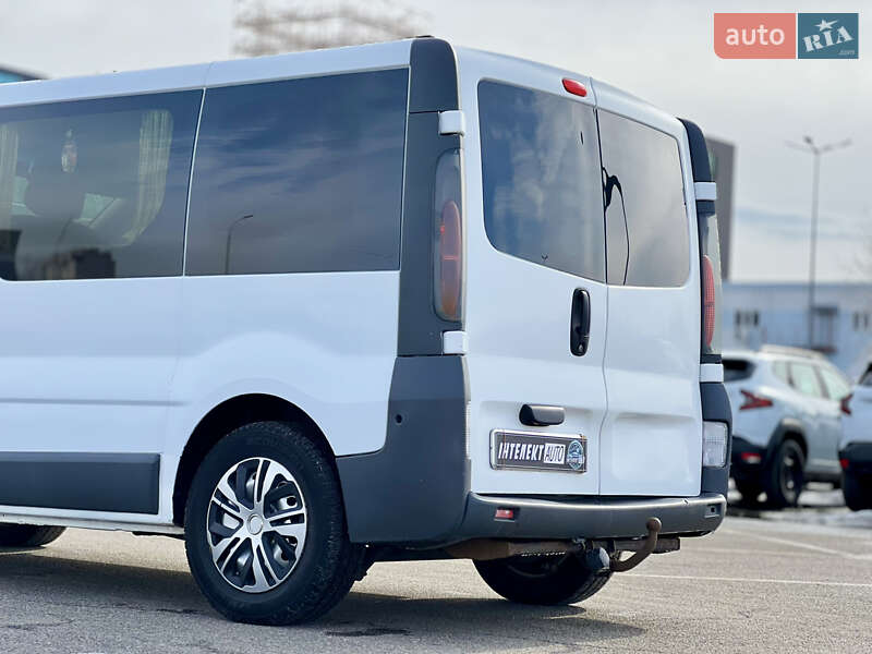 Минивэн Opel Vivaro 2002 в Киеве фото 12 Минивэн Opel Vivaro 2002 в Киеве