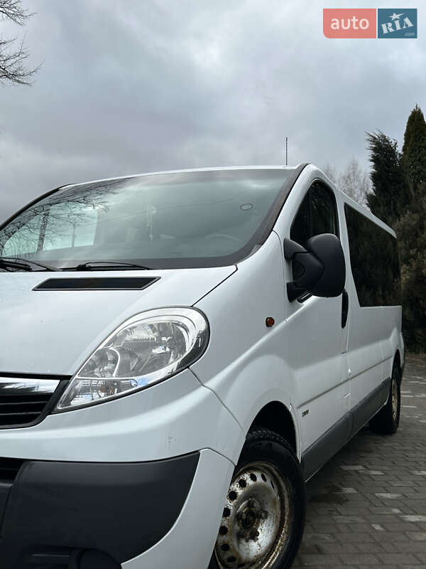 Мінівен Opel Vivaro 2008 в Самборі