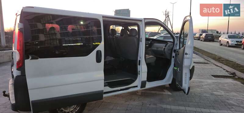 Минивэн Opel Vivaro 2007 в Львове