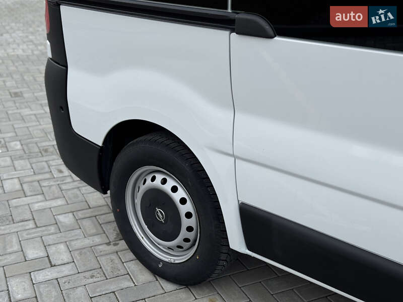 Минивэн Opel Vivaro 2014 в Черновцах