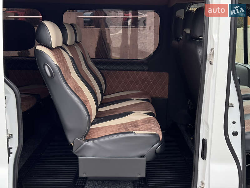 Минивэн Opel Vivaro 2014 в Черновцах