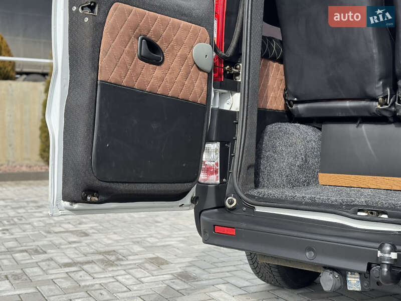 Минивэн Opel Vivaro 2014 в Черновцах