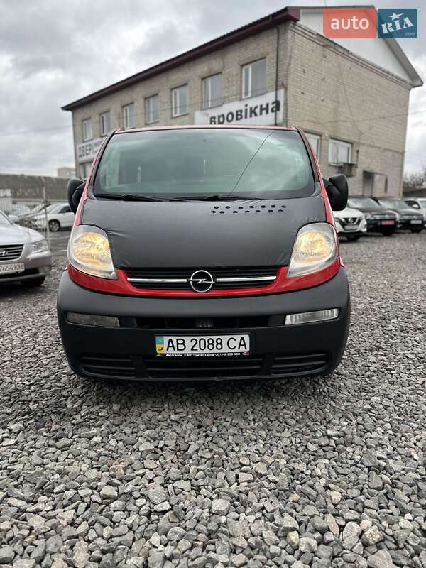 Минивэн Opel Vivaro 2005 в Смеле