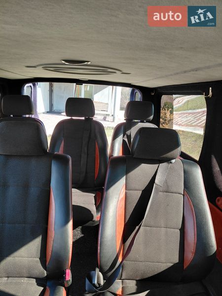 Минивэн Opel Vivaro 2009 в Мостиске