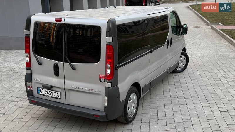 Минивэн Opel Vivaro 2012 в Ивано-Франковске