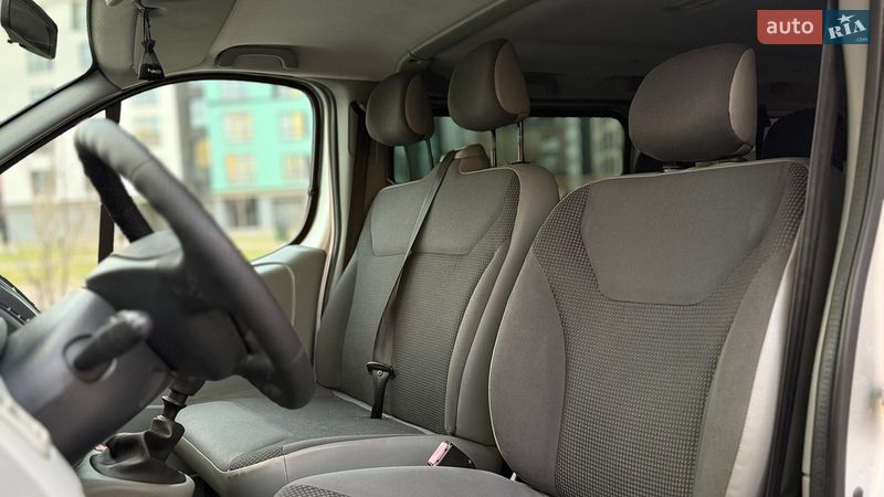 Минивэн Opel Vivaro 2012 в Ивано-Франковске