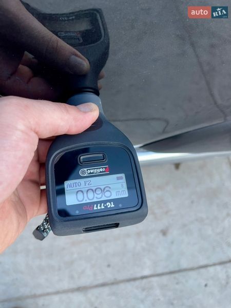 Грузопассажирский фургон Opel Vivaro 2015 в Млинове