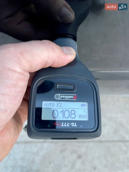 Грузопассажирский фургон Opel Vivaro 2015 в Млинове