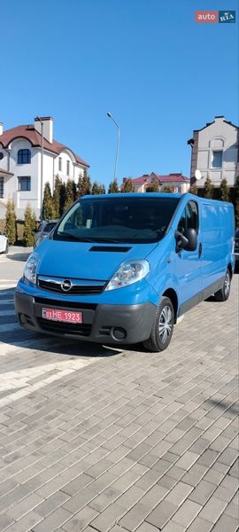 Грузовой фургон Opel Vivaro 2014 в Ровно