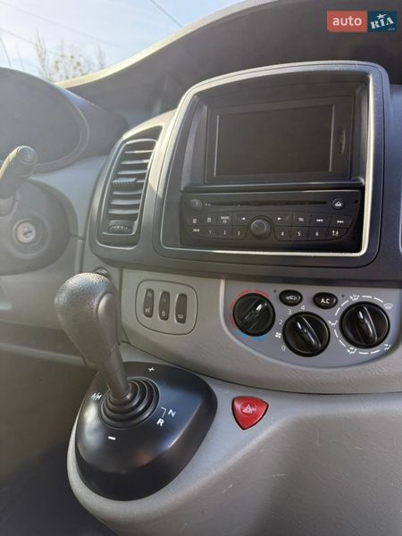 Минивэн Opel Vivaro 2014 в Коростышеве