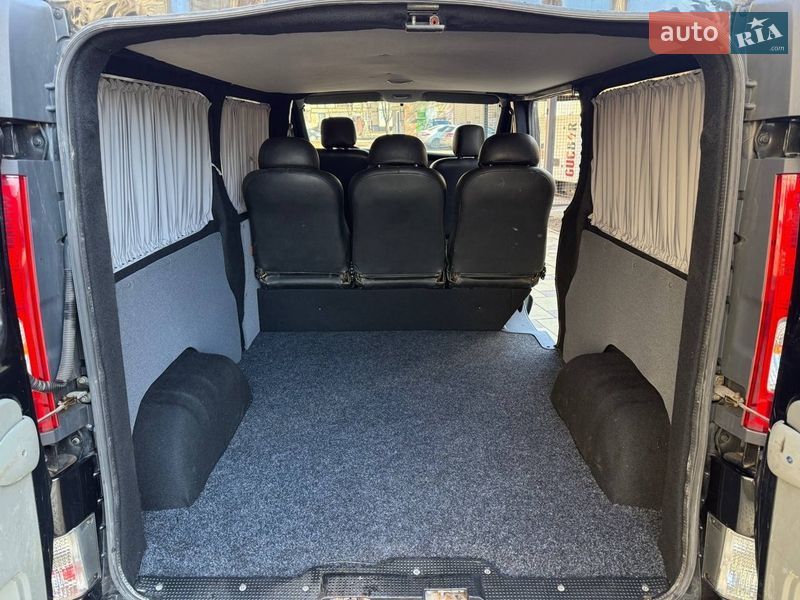 Минивэн Opel Vivaro 2008 в Кривом Роге