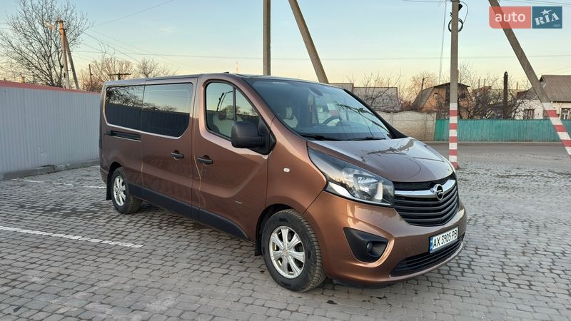 Минивэн Opel Vivaro 2015 в Кременчуге