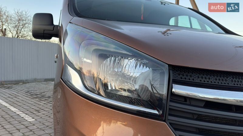 Минивэн Opel Vivaro 2015 в Кременчуге