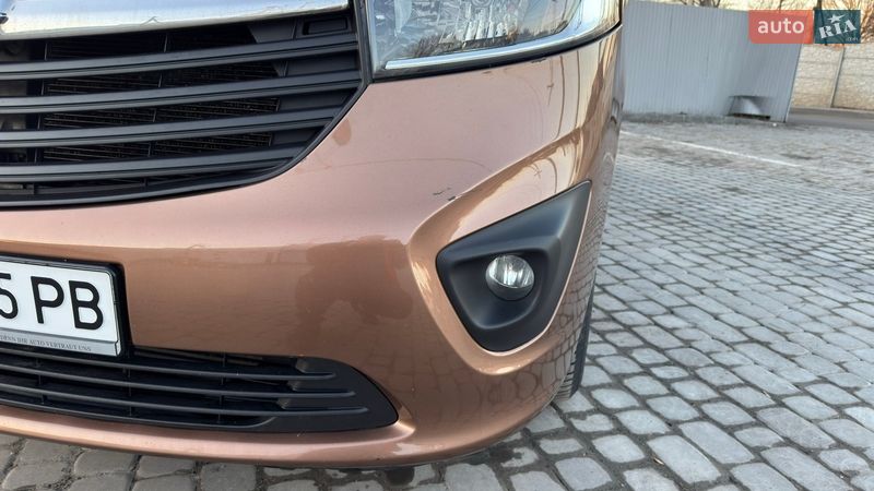 Минивэн Opel Vivaro 2015 в Кременчуге