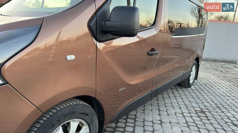 Минивэн Opel Vivaro 2015 в Кременчуге