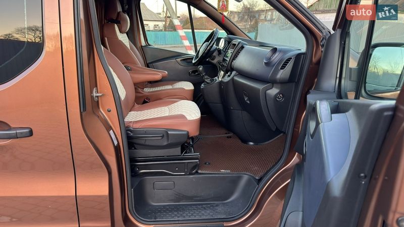 Минивэн Opel Vivaro 2015 в Кременчуге