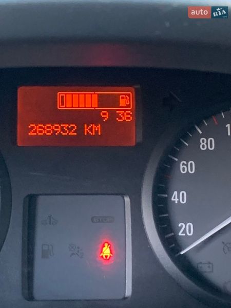 Минивэн Opel Vivaro 2014 в Черновцах