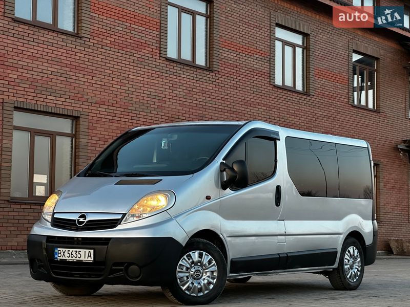 Минивэн Opel Vivaro 2007 в Теофиполе