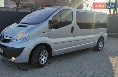 Минивэн Opel Vivaro 2010 в Львове