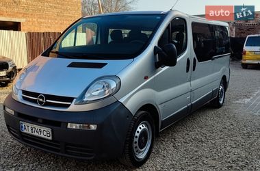 Мінівен Opel Vivaro 2005 в Коломиї