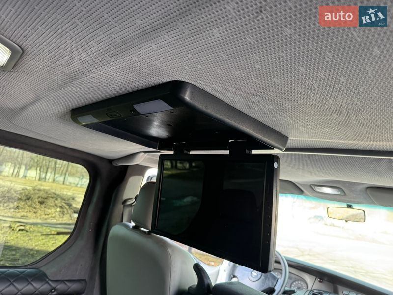 Мінівен Opel Vivaro 2008 в Чернігові