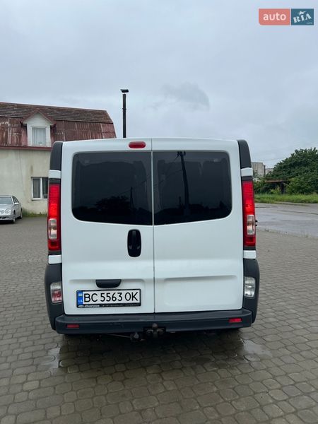 Мінівен Opel Vivaro 2008 в Дрогобичі