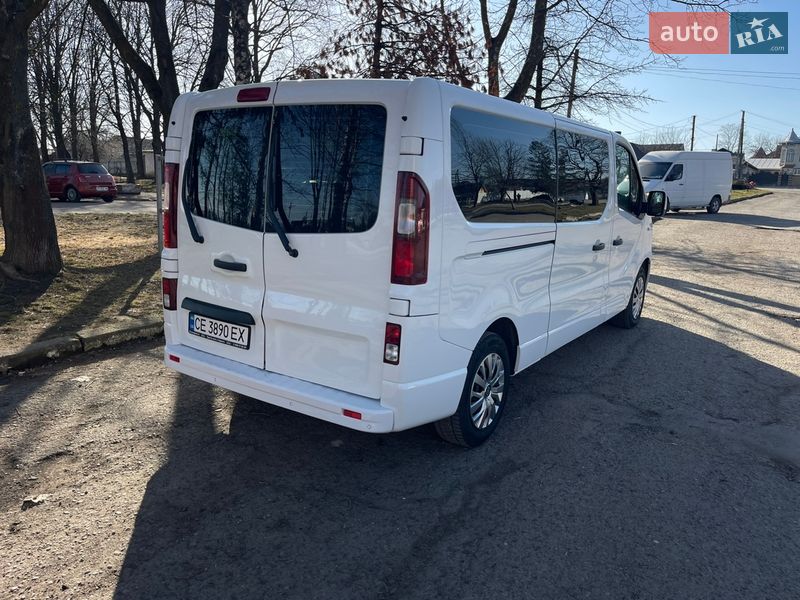 Минивэн Opel Vivaro 2017 в Черновцах