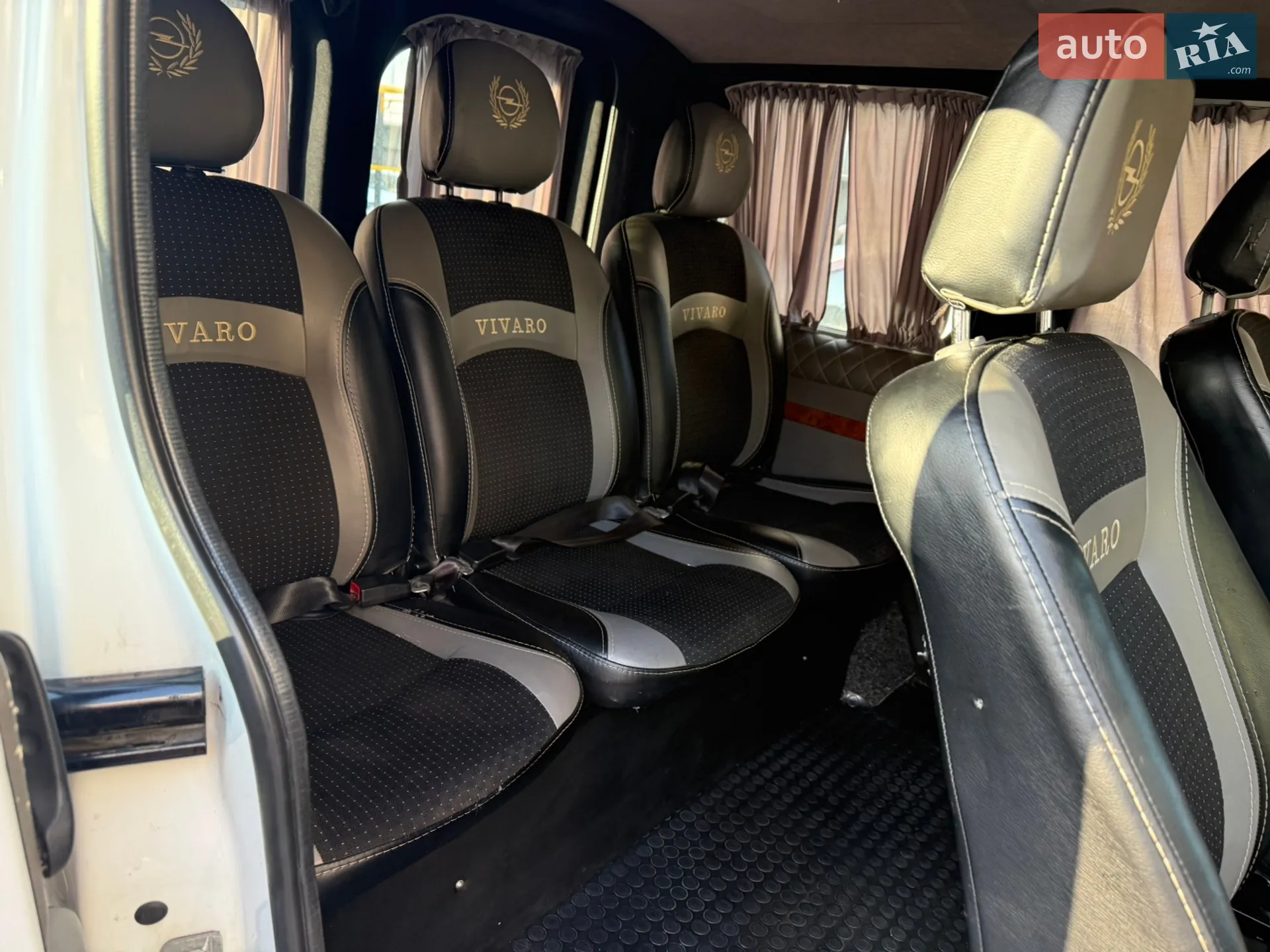 2010 Opel Vivaro - мініатюра 13