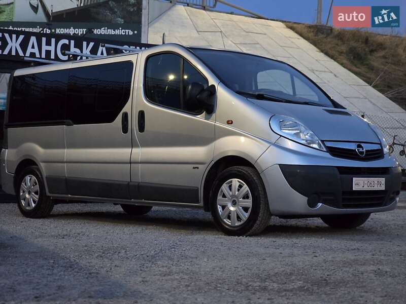 Минивэн Opel Vivaro 2011 в Тернополе