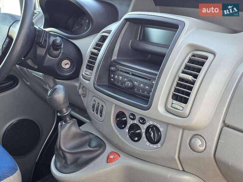 Минивэн Opel Vivaro 2011 в Тернополе