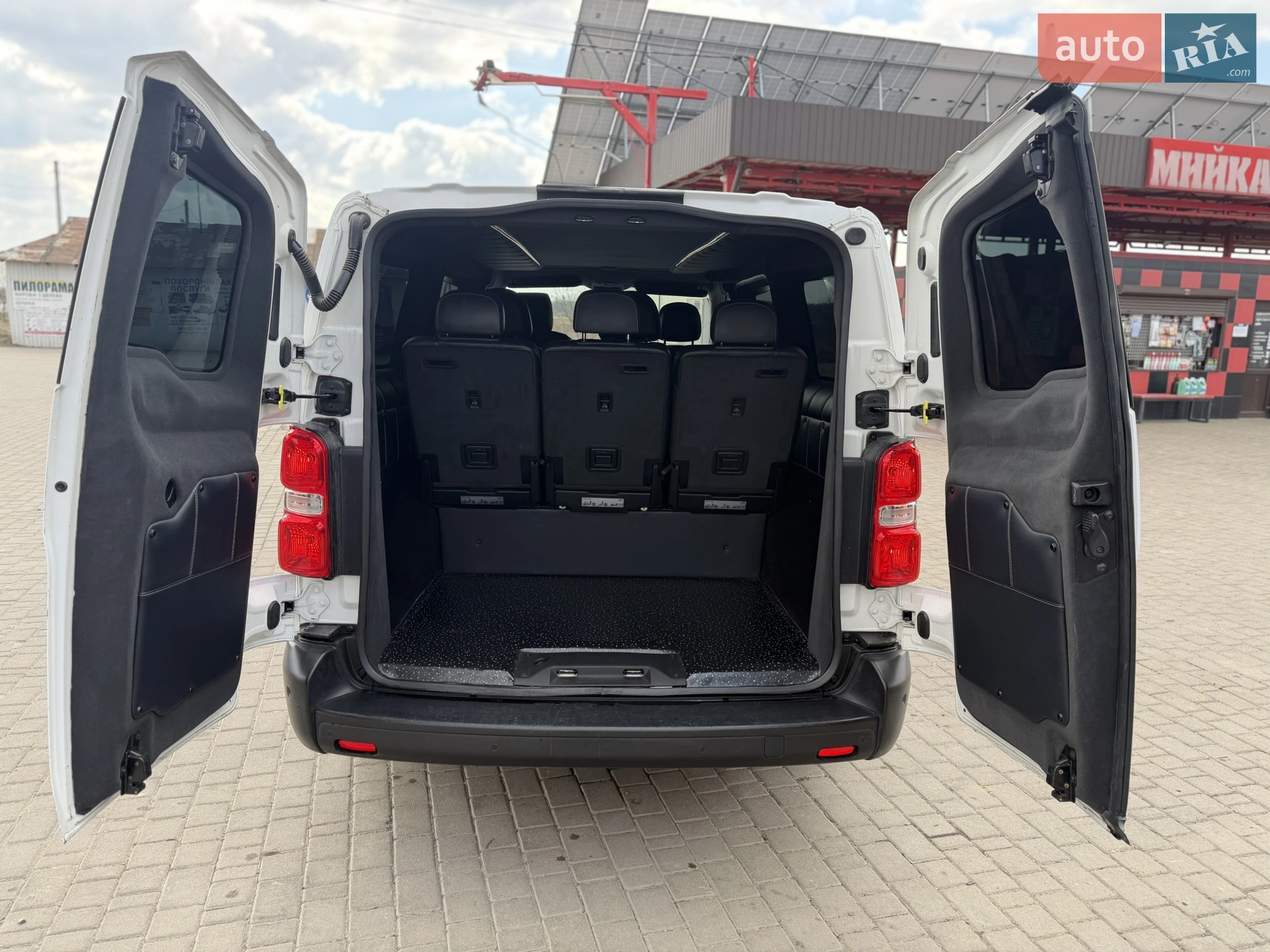 2021 Opel Vivaro - мініатюра 26