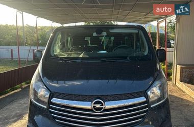 Минивэн Opel Vivaro 2015 в Гайвороне