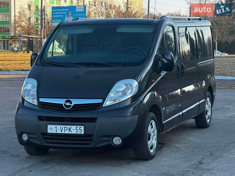 Мінівен Opel Vivaro 2013 в Рівному