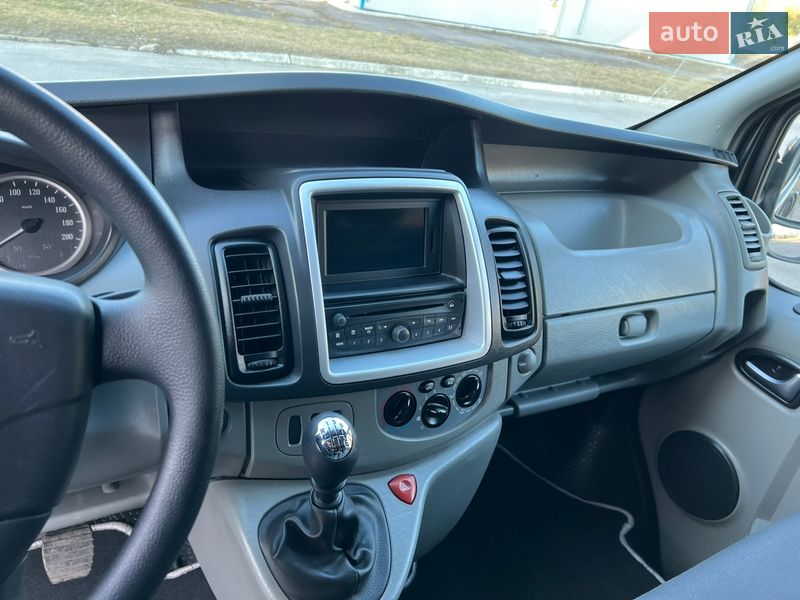 Мінівен Opel Vivaro 2013 в Рівному