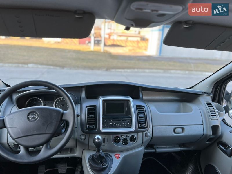 Мінівен Opel Vivaro 2013 в Рівному
