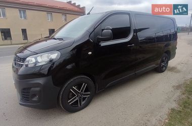 Мінівен Opel Vivaro 2020 в Львові