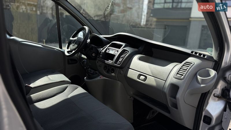 Минивэн Opel Vivaro 2012 в Ивано-Франковске фото 26 Минивэн Opel Vivaro 2012 в Ивано-Франковске