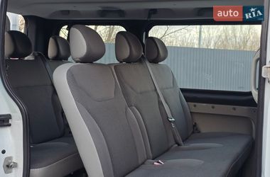Минивэн Opel Vivaro 2011 в Ровно