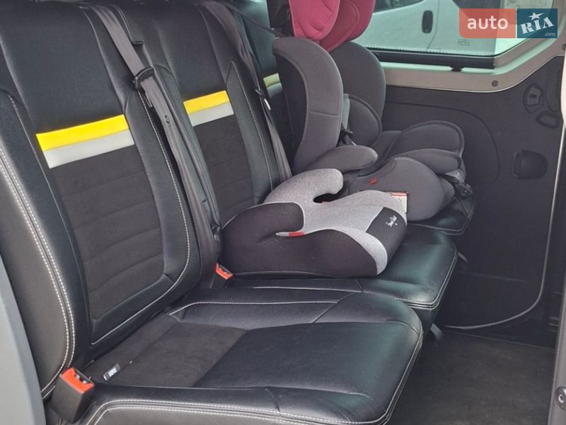 Мінівен Opel Vivaro 2018 в Львові