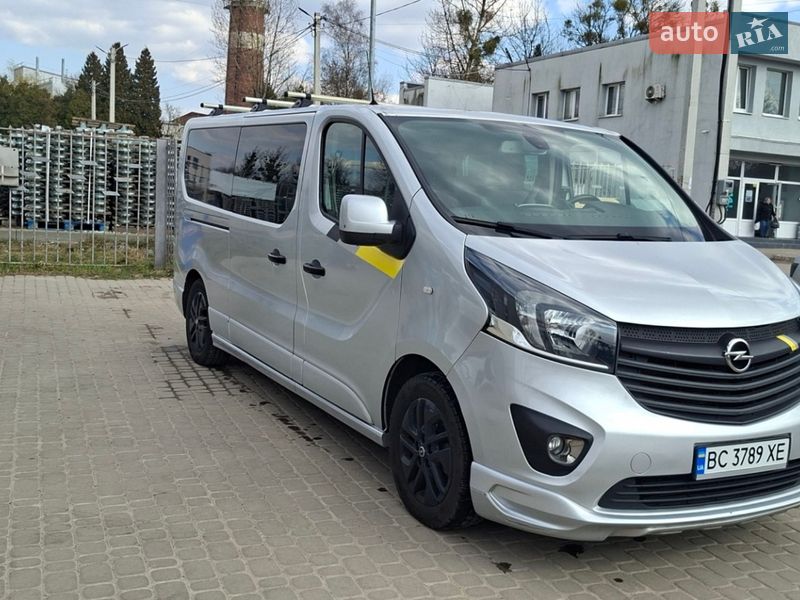 Мінівен Opel Vivaro 2018 в Львові