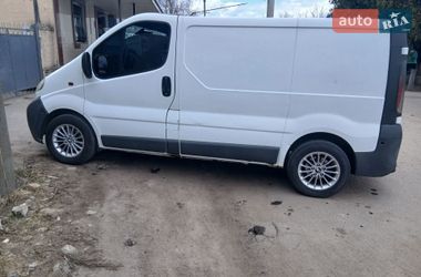 Грузовой фургон Opel Vivaro 2001 в Вознесенске