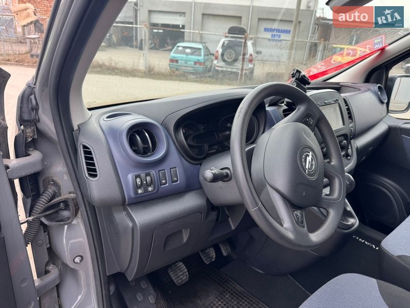 Грузопассажирский фургон Opel Vivaro 2017 в Коломые