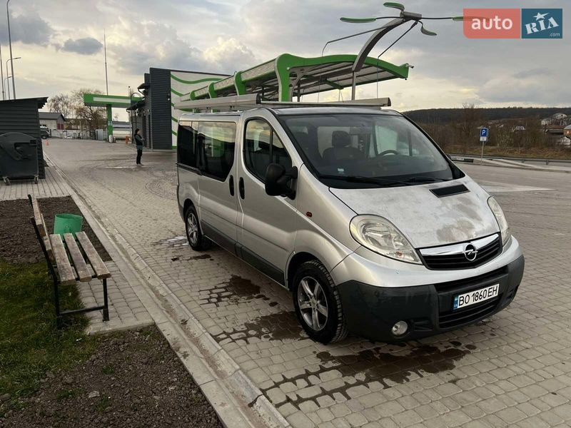 Opel Vivaro 2007