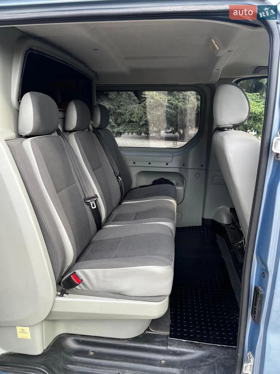 2010 Opel Vivaro - мініатюра 10