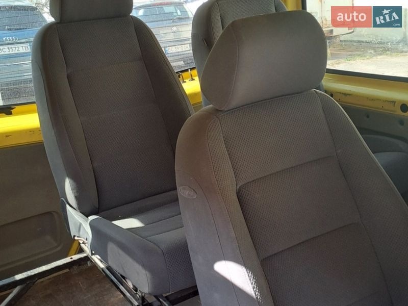 Мінівен Opel Vivaro 2007 в Львові