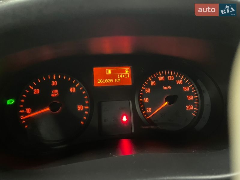 Мінівен Opel Vivaro 2012 в Стрию