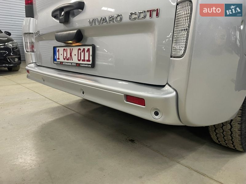 Мінівен Opel Vivaro 2012 в Стрию